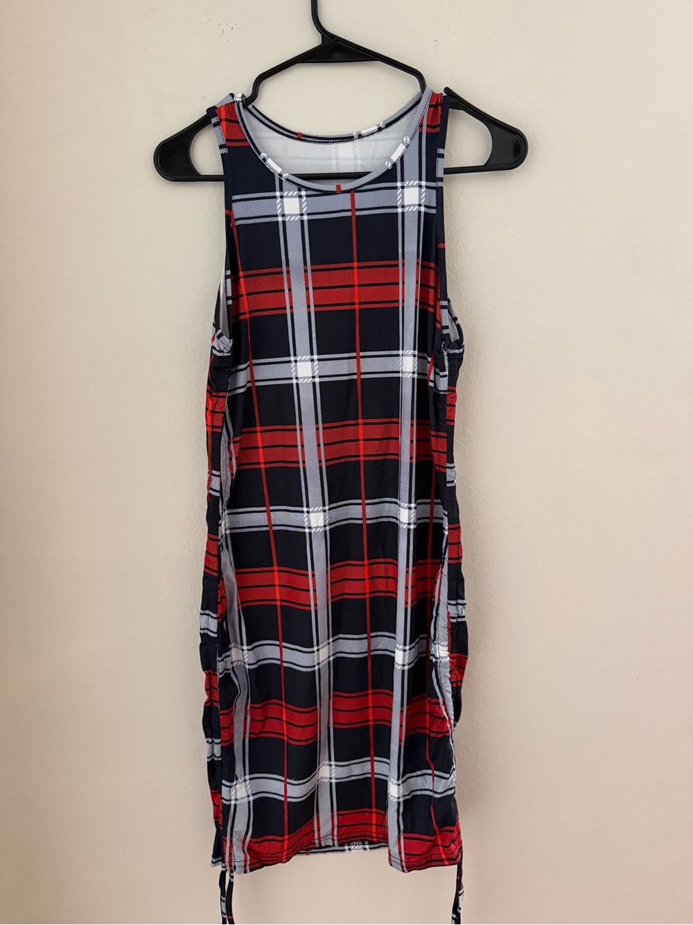 SHEIN Plaid Sleeveless stretchy Shift Dress in Red and Black